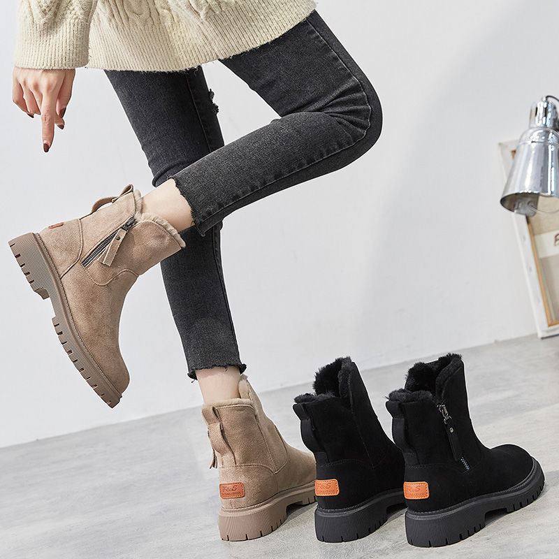 Middle Tube Plush Warm Cotton Shoes Leather And Fur Integrated Winter Women's Boots - Image 5